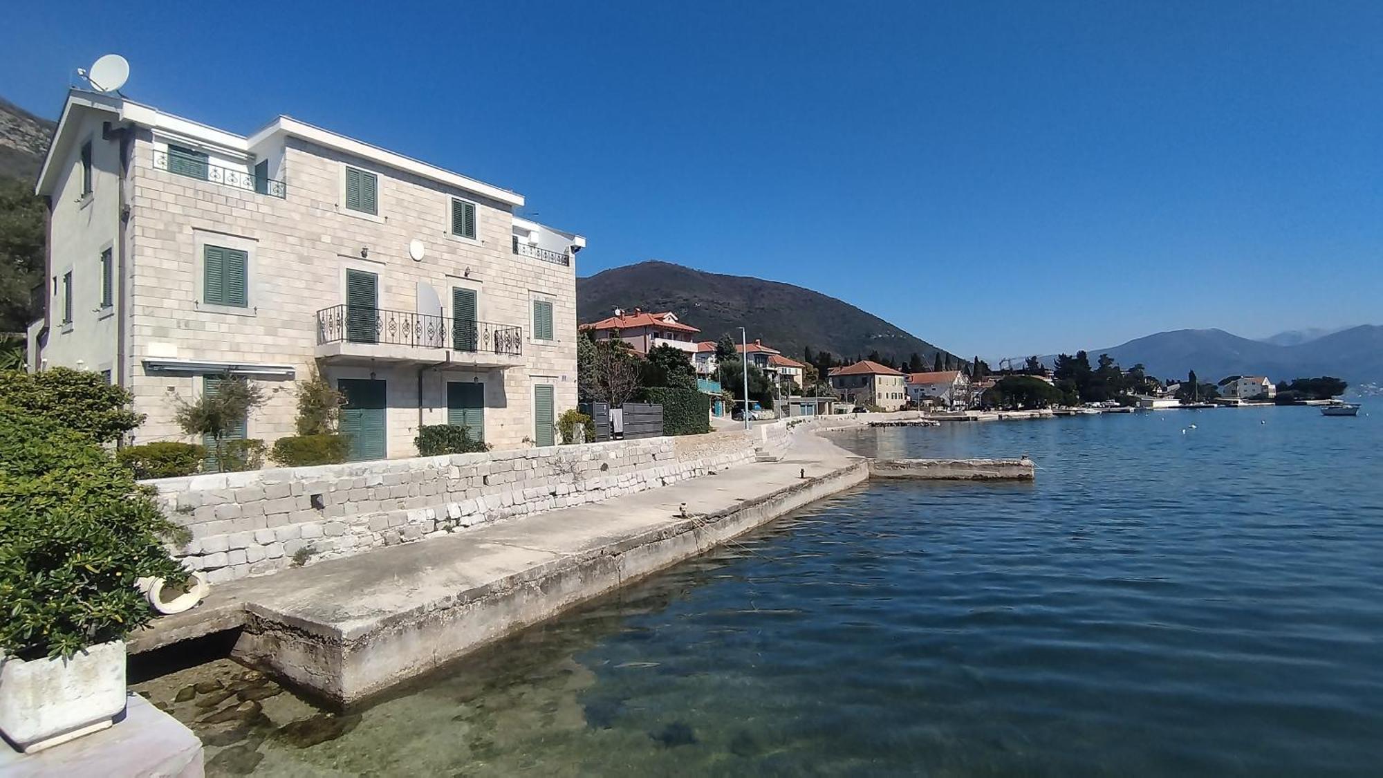 Rooms Beba Herceg Novi Exterior photo