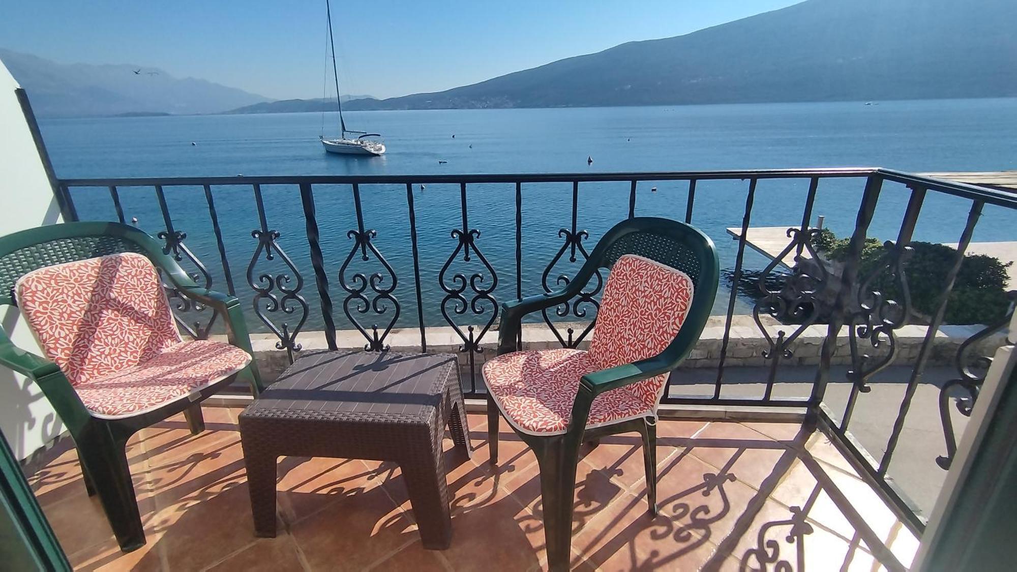 Rooms Beba Herceg Novi Exterior photo
